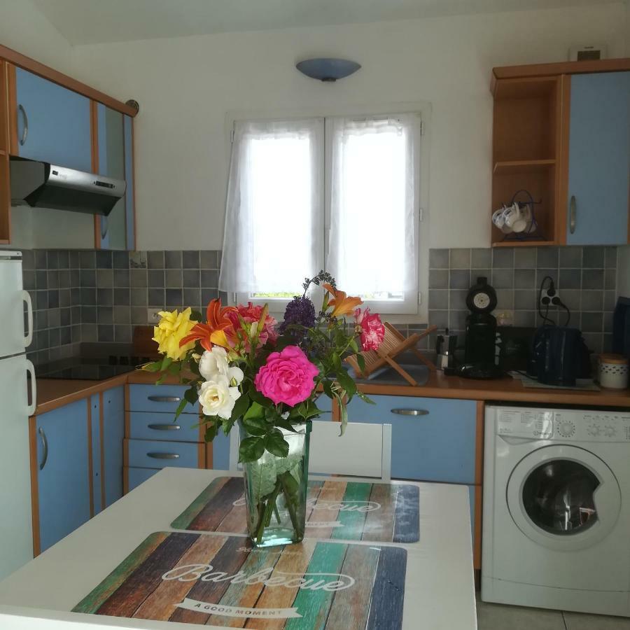Appartements Dans Villa Privee Avec Piscine, Jardin, Parking Clos, Wifi, Climatisation Meyreuil Luaran gambar